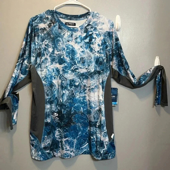 NWT Magellan Outdoors Professional Mossy Oak Fishing Long Sleeve Angler Classic - Picture 1 of 10
